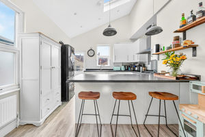 Photo 26- click for photo gallery